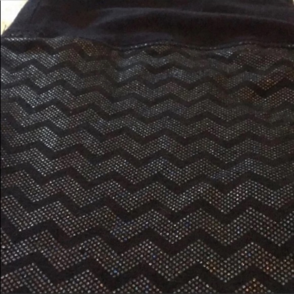 💕NWOT SO SIZE XS SHIMMER CHEVRON LEGGING - Picture 6 of 10